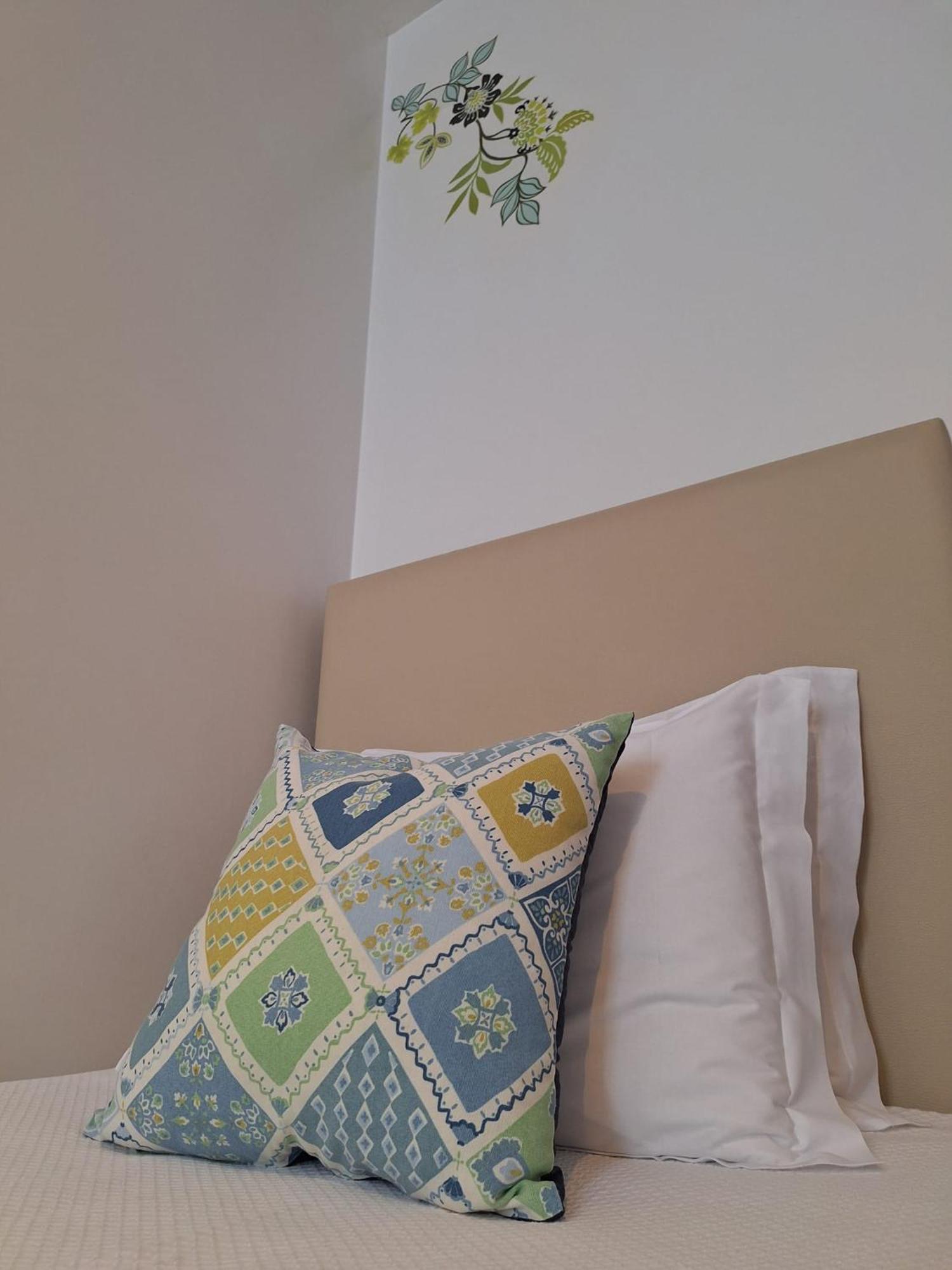 Dear Guest house